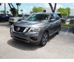 2017 Nissan Pathfinder Platinum Full Option  for sale